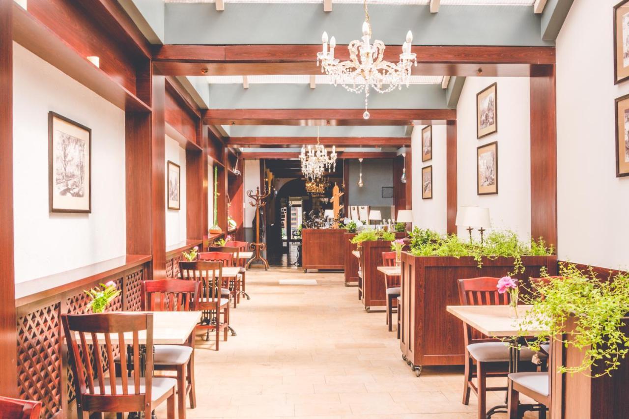 Hotel Floryan Old Town Krakow Bagian luar foto