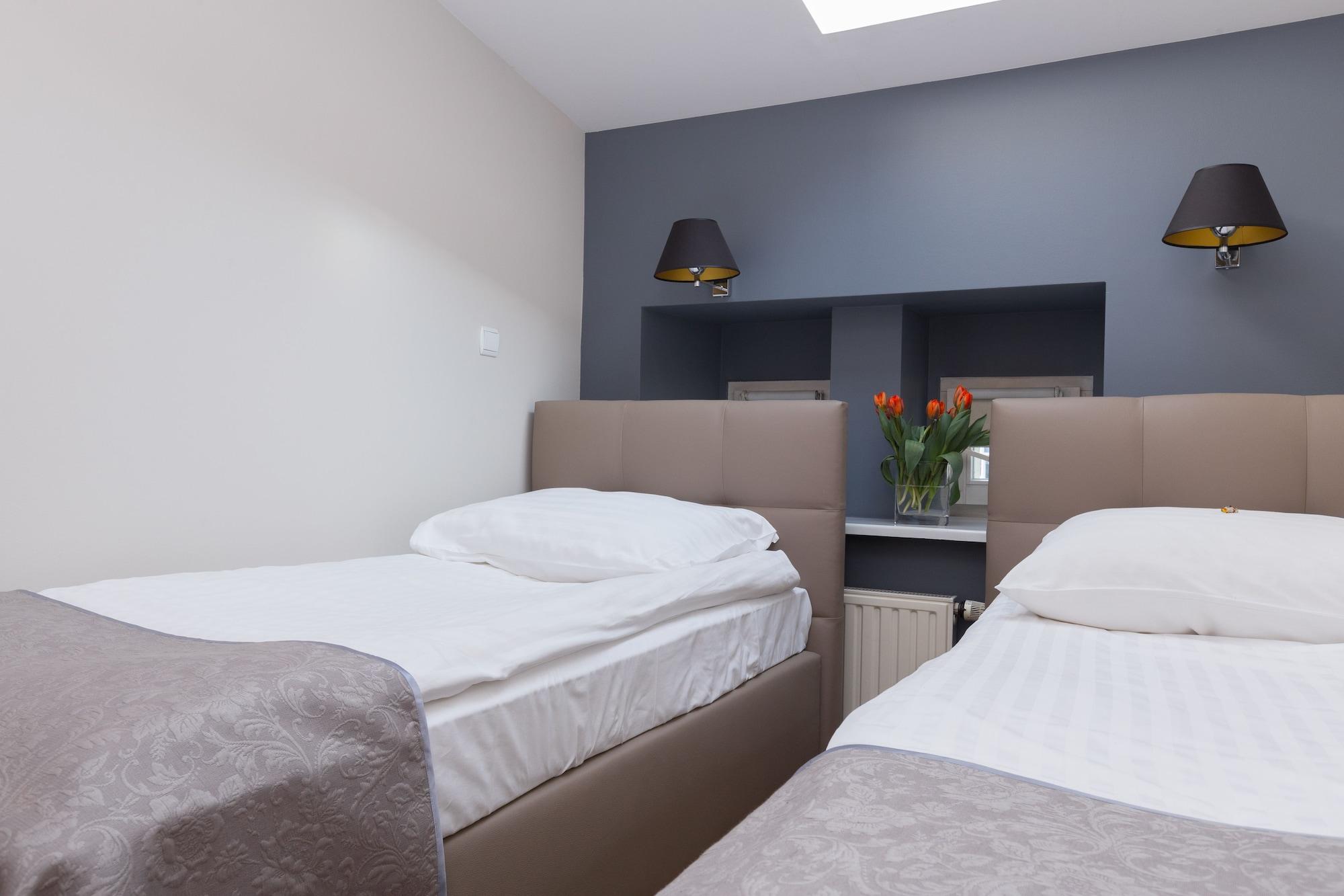 Hotel Floryan Old Town Krakow Bagian luar foto